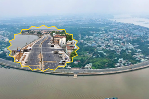 Việt Nam có một căn biệt thự trăm tuổi nằm ven sông nội địa dài nhất cả nước: Giá gần 5,4 tỷ, tuyến đường hơn 2.000 tỷ mới làm phải 'nắn' để tránh xâm phạm