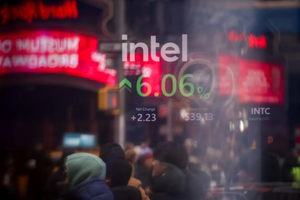 'Bỏ túi' 100 tỷ USD trong chưa đầy 2 tuần, Intel hồi sinh thành cổ phiếu hot nhất Phố Wall