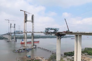 Khoảng 1 tháng nữa, cây cầu có tĩnh không thông thuyền cao nhất Việt Nam sẽ hợp long: Hàng triệu người dân miền Nam sắp hưởng lợi lớn?