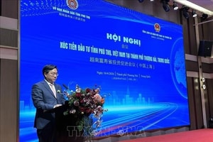 Chủ tịch một tỉnh 4 triệu dân đích thân sang Thượng Hải, 'gõ cửa' 39 doanh nghiệp