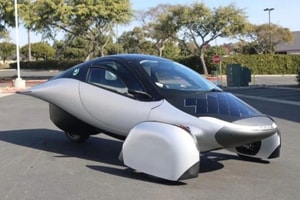 Startup xe điện tung mẫu xe 'không cần sạc' vẫn đi được 64km, chỉ có 3 bánh, nhẹ như 'không'