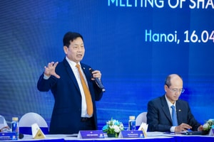 ĐHĐCĐ FPT 2026: Không hợp nhất FPT Telecom làm đẹp hơn bảng cân đối kế toán, Chủ tịch chia sẻ về diễn biến cổ phiếu