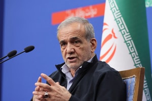 Iran cam kết hòa bình, đặt câu hỏi về Tổng thống Mỹ Trump