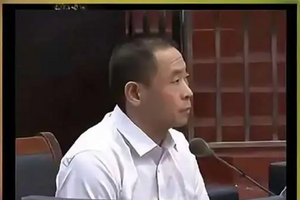 Trung Quốc: Khám xét nhà riêng, thu giữ khẩn cấp hơn 450 tỷ đồng tiền mặt và 37kg vàng của cựu Giám đốc ngành nước