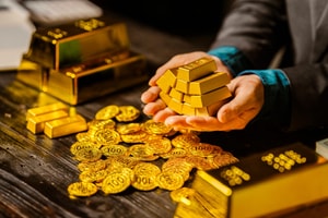 Ngân hàng dự báo mức giá ‘chưa từng có’ của vàng sau đà tăng kỷ lục 64%