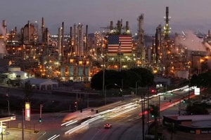 Các nhà máy lọc dầu Mỹ 'hái ra tiền' từ xung đột với Iran