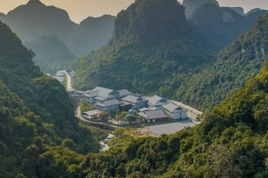 Tập đoàn khách sạn hàng đầu thế giới cùng Sun Group chính thức khai trương khu nghỉ dưỡng cao cấp nằm biệt lập giữa thung lũng