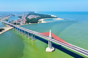 Chỉ ít ngày nữa, Việt Nam chính thức thông xe cầu vượt biển dài nhất miền Trung trị giá 2.400 tỷ đồng, nối tới thắng cảnh được vua Nguyễn ca ngợi