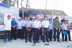 Lãnh đạo tỉnh Quảng Ngãi trực tiếp kiểm tra nhà máy ray thép quy mô 10.000 tỷ đồng của Hoà Phát