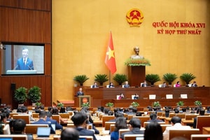 Quốc hội 'chốt' bỏ ngưỡng chịu thuế 500 triệu, đề xuất lên 1 tỷ đồng/năm với hộ kinh doanh từ 2026