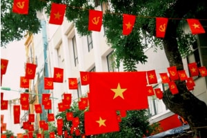 Thủ tướng chỉ đạo tặng quà cho người dân dịp 30/4: Ai nằm trong diện được thụ hưởng?