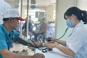 Mỗi người sẽ được nhận quà dịp lễ 30/4, sẽ trao trước ngày 28/4: Chi tiết các nhóm đối tượng được hưởng