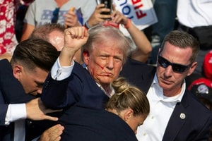 Từ chiến dịch tranh cử đến nhiệm kỳ tổng thống Mỹ: Ông Trump nhiều lần đối mặt đe dọa an ninh
