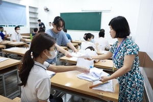Không còn tranh cãi: Giáo viên phổ thông đảm nhận vị trí này vừa có phụ cấp, vừa được giảm tiết dạy
