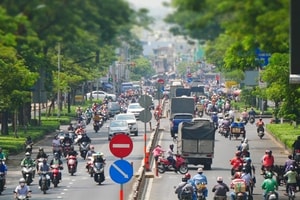 Người đi xe máy sẽ bị phạt tới 600.000 đồng, nếu có hành vi này khi đi cùng vật nuôi