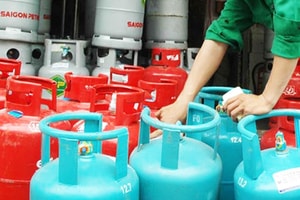 Giá gas vượt 650.000 đồng/bình 12kg