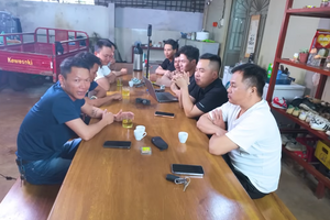 Động thái mới nhất của team Quang Linh Vlogs gây xôn xao