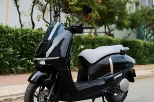 Không để nhỡ nhàng, Honda nhận cọc mẫu xe máy điện thiết kế hầm hố, đi phố lại rất linh hoạt: Giá có ‘rẻ như cho’ không?