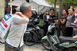 Người dân nhận tiền đền bù siêu đô thị 925.000 tỷ của Vingroup