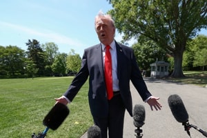 Tổng thống Mỹ Trump không hài lòng với đề xuất mới của Iran, dọa leo thang quân sự