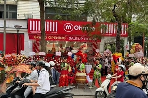 Trước khi đổ bộ Việt Nam, ‘vua ngành tiện lợi’ đã bành trướng tại đất nước tỷ dân nhanh tới mức nào?