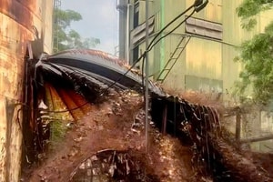 Nhà máy đường 66 năm tuổi bị sét đánh trúng, thiệt hại hàng tỷ đồng