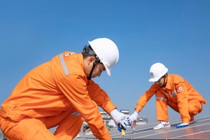 Giờ cao điểm buổi tối kéo dài, cách nào ‘né’ giá điện đắt?