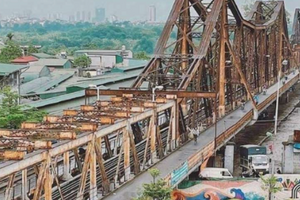 Chưa đầy 1 tháng nữa, cây cầu thép có tuổi đời lớn nhất Việt Nam chính thức thông xe trở lại