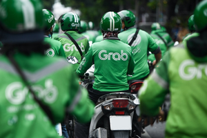 Grab báo lãi gấp 12 lần cùng kỳ, bất chấp giá xăng dầu leo thang