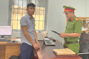 Bắt khẩn cấp ‘cò đất’ Trần Văn Sỹ 34 tuổi