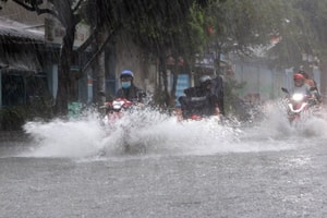 Gió mùa đông bắc sắp tràn về, mưa rất to