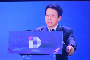 Phó Thống đốc NHNN nói về dòng tiền 800.000 tỷ mỗi ngày và điều kiện để không bị ‘khóa’ giao dịch mạng