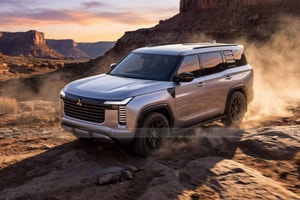 SUV huyền thoại Mitsubishi Pajero có thể trở lại với công nghệ lần đầu xuất hiện trên dòng xe này