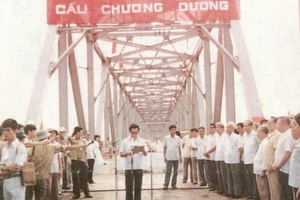 Cây cầu thép - bê tông đầu tiên được thiết kế và xây dựng hoàn toàn bởi kỹ sư, công nhân Hà Nội sẽ được mở rộng