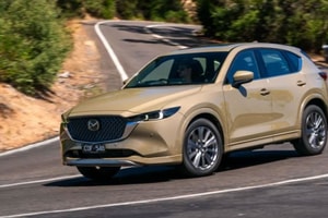 Mazda dồn lực cho hybrid, trì hoãn làm dòng xe cả thế giới đang 'đốt tiền'