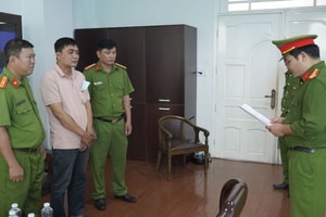 Bắt tạm giam cựu Phó phòng Kinh doanh của một công ty dầu khí
