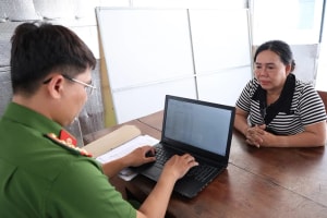 Bắt tạm giam cô giáo Vũ Thị Hương