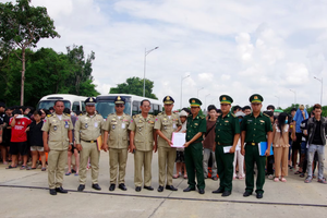 Tiếp nhận 127 công dân Việt Nam bị Campuchia trục xuất