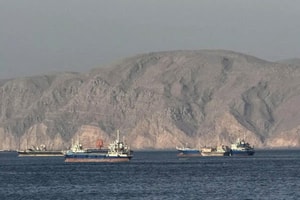 Iran lập cơ quan mới quản lý eo biển Hormuz, tàu đi qua phải mua ‘bảo hiểm bitcoin’ để được an toàn?