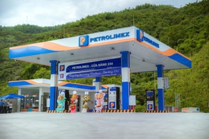 Từ ngày mai, Petrolimex sẽ không còn bán xăng RON 95 cho người dân