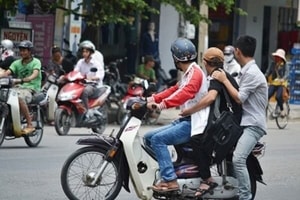 Một lỗi vi phạm khi điều khiển xe máy từng bị phạt tối đa 300.000 đồng, từ giờ tăng lên 14 triệu đồng