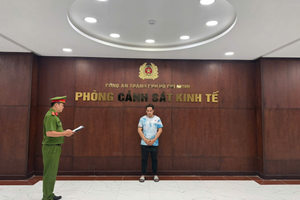 Khám xét 3 địa điểm, tịch thu 1.412 đôi giày trị giá 3,3 tỷ đồng của nam thanh niên SN 1993