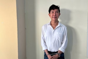 Ca sĩ Long Nhật bị bắt
