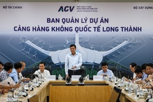 Bộ Xây dựng trực tiếp thị sát sân bay Long Thành, bàn phương án cho tuyến đường sắt 67 tỷ USD