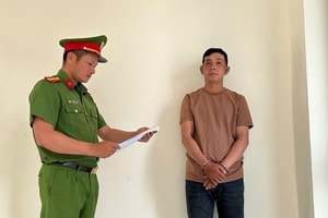 Bắt tạm giam cựu nhân viên ngân hàng Phan Đình Dân