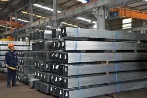 Bộ Công thương phát thông báo về việc rà soát chống bán phá giá thép Trung Quốc