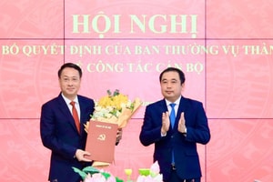 Ông Trần Đình Cảnh giữ chức Chủ nhiệm Ủy ban Kiểm tra Thành ủy Hà Nội