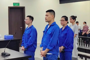 Cặp vợ chồng chiếm đoạt 29 tỷ từ lừa bán nhà, đất của doanh nghiệp quốc phòng lĩnh 27 năm tù