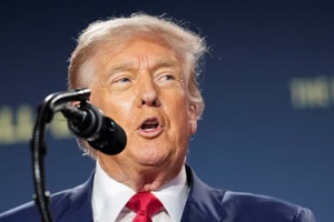 Tổng thống Mỹ Trump bất ngờ ra điều kiện với các nước Trung Đông