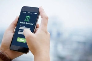 Vì sao Chính phủ đặt mục tiêu 95% người trưởng thành có tài khoản ngân hàng?
